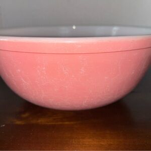 Pyrex Vtg Flamingo Pink Mixing Bowl - Solid Flamingo